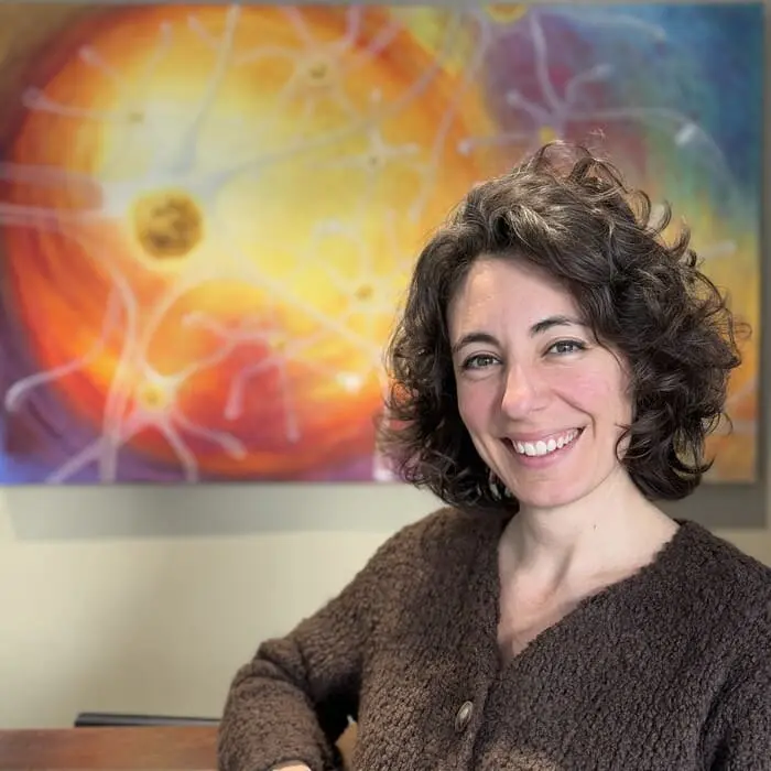Nuria Collelldemont. Médico Terapeuta Neural